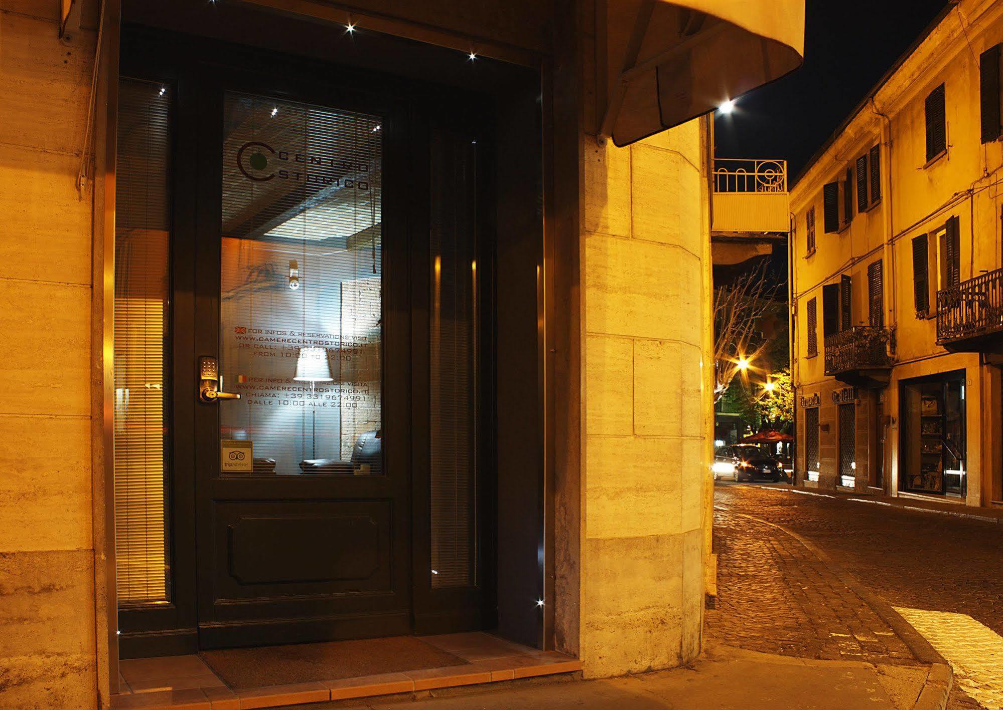 Camere Centro Storico กาเนลลี ภายนอก รูปภาพ